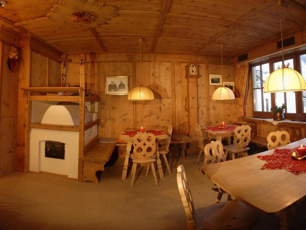 Hotel Dolomites Inn Каназей Екстериор снимка