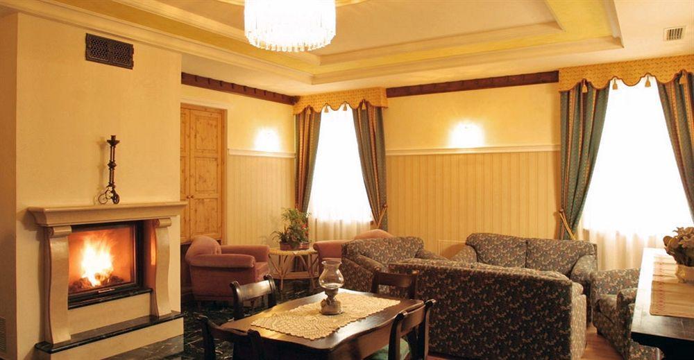 Hotel Dolomites Inn Каназей Екстериор снимка