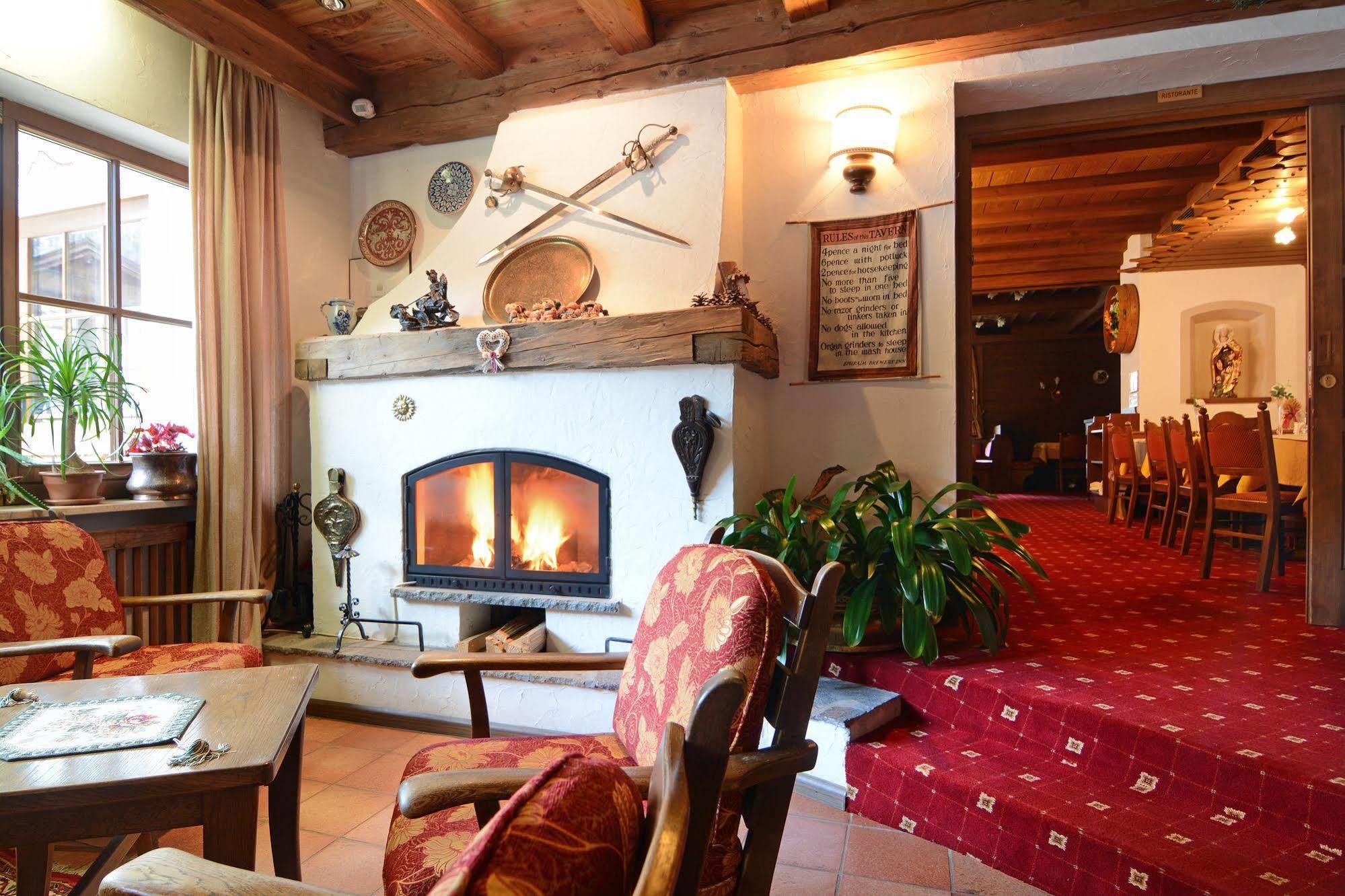 Hotel Dolomites Inn Каназей Екстериор снимка